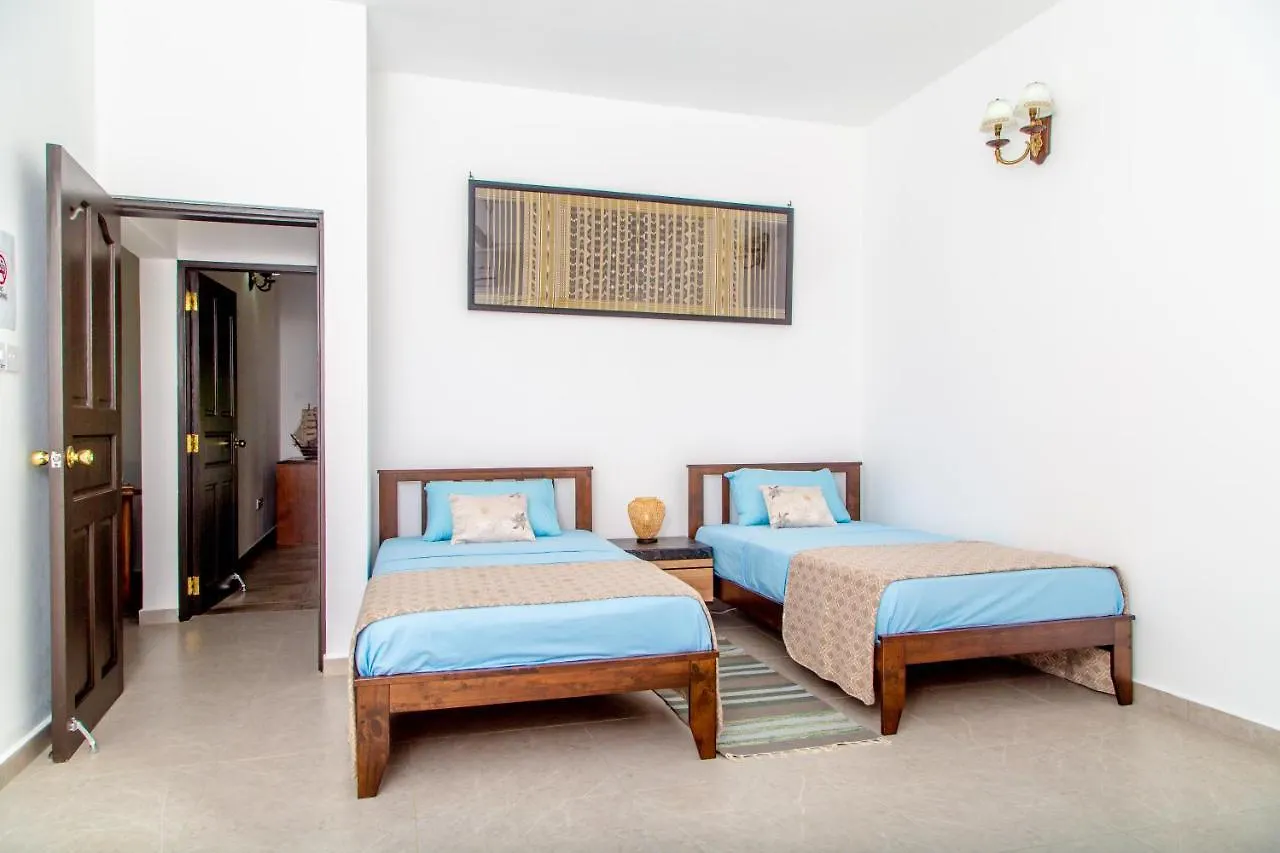 2-Bed Apt Sleeps 4 Near Beau Vallon Beach Beau Vallon (Mahe)