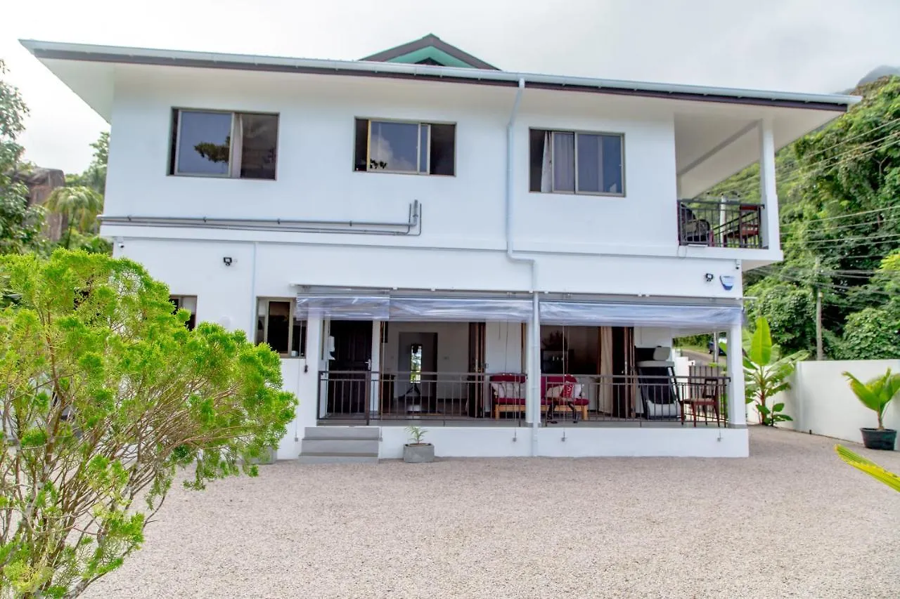 Apartamento 2-Bed Apt Sleeps 4 Near Beau Vallon Beach