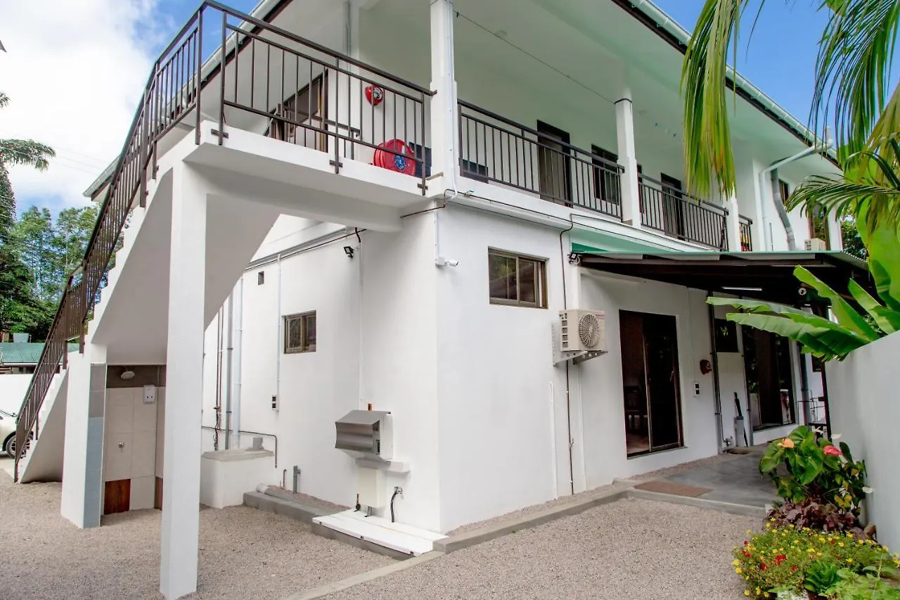 2-Bed Apt Sleeps 4 Near Beau Vallon Beach Seychely